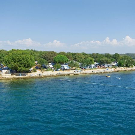 Eco Glamping- Fkk Nudist Camping Solaris Porec Luaran gambar