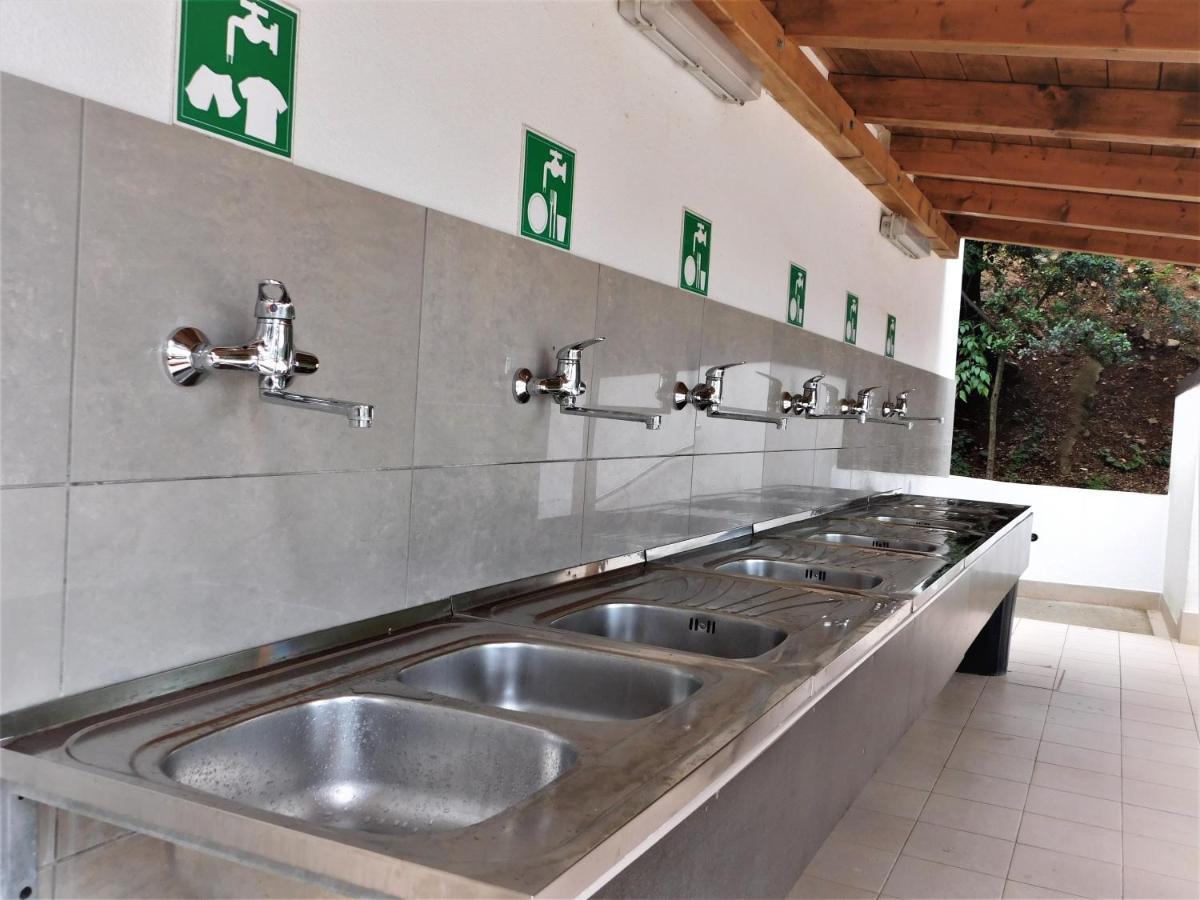 Eco Glamping- Fkk Nudist Camping Solaris Porec Luaran gambar