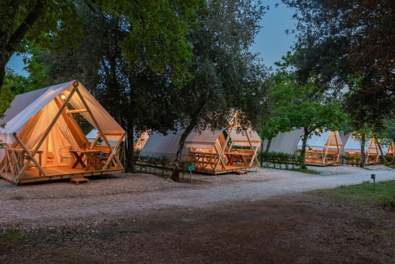 Eco Glamping- Fkk Nudist Camping Solaris Porec Luaran gambar